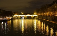 塞纳河玛丽桥夜景图片