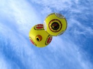 蓝天热气球图片