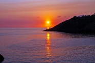 勒尼安海日落图片