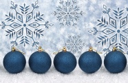 蓝色风格圣诞彩球图片