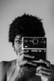 黑人美女黑白写真图片