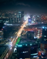 灯火阑珊都市夜景图片