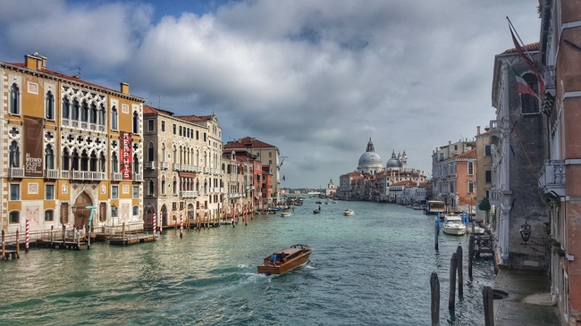 水上威尼斯城市景观图片