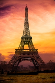 唯美黄昏巴黎埃菲尔铁塔风景图片