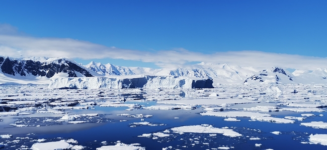 寒冷南极洲风景图片