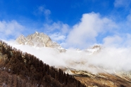 冬季阿尔卑斯山脉风景图片