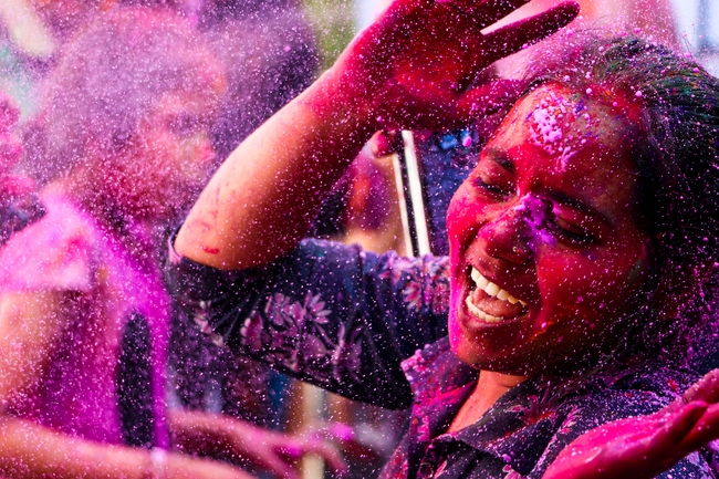 印度洒红节人物摄影图片