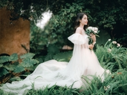 亚洲美女外景婚纱照图片