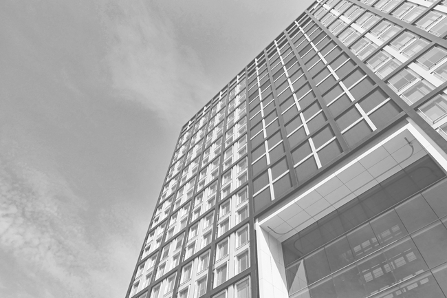 现代高楼大厦玻璃幕墙单色调摄影图片