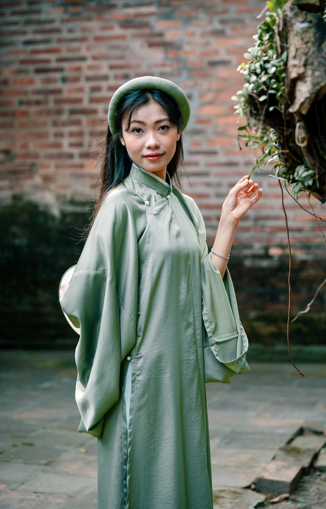 越南素雅传统服饰美女写真图片摄影