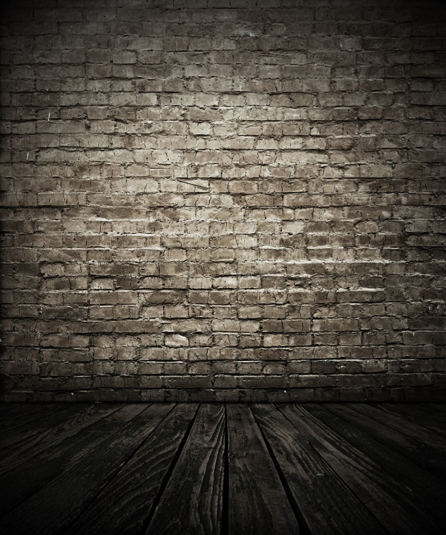 昏暗灯光砖墙木地板图片