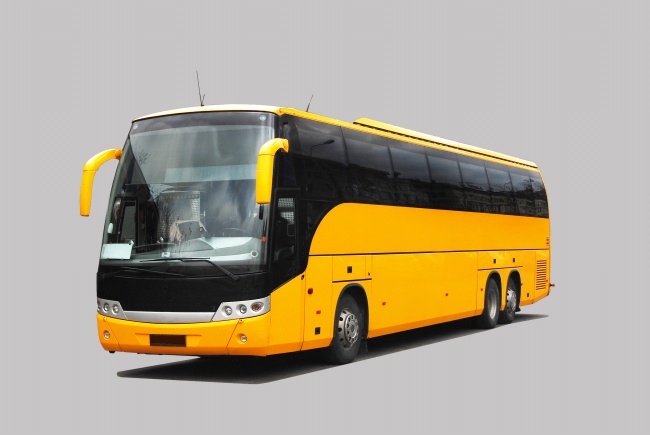 土黄色旅游巴士图片