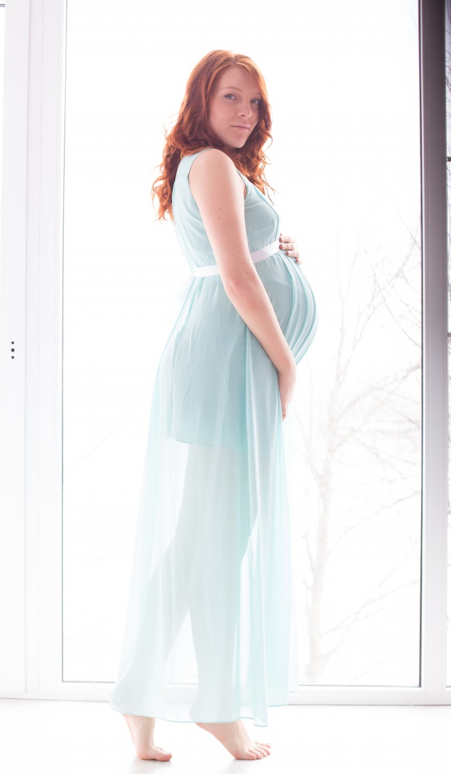 美女怀孕图片