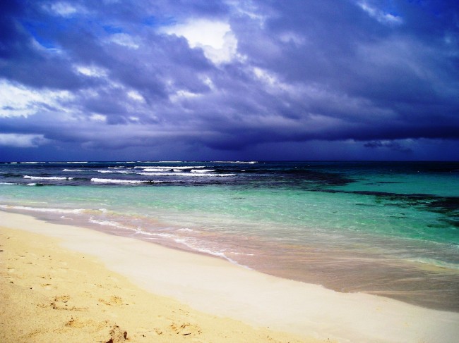 热带海滩风光图片