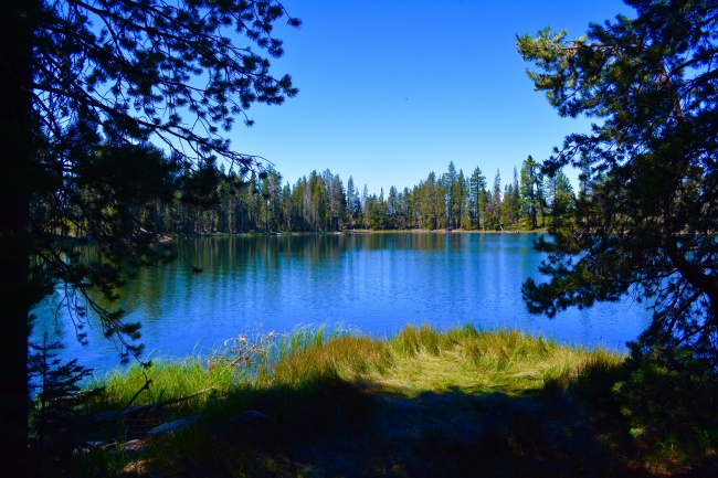 美丽大自然湖泊风景图片
