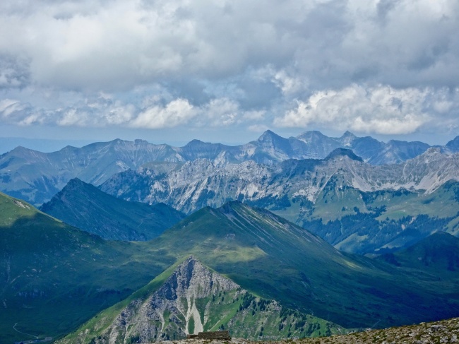 阿尔卑斯高山全景图片