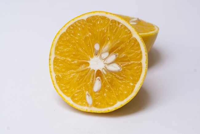 黄色水果柠檬图片