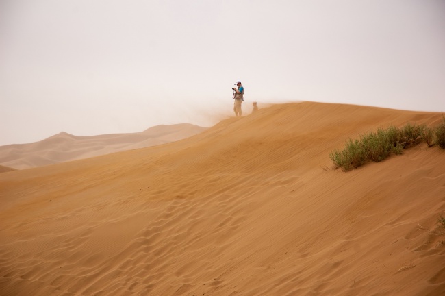 新疆沙漠风景图片