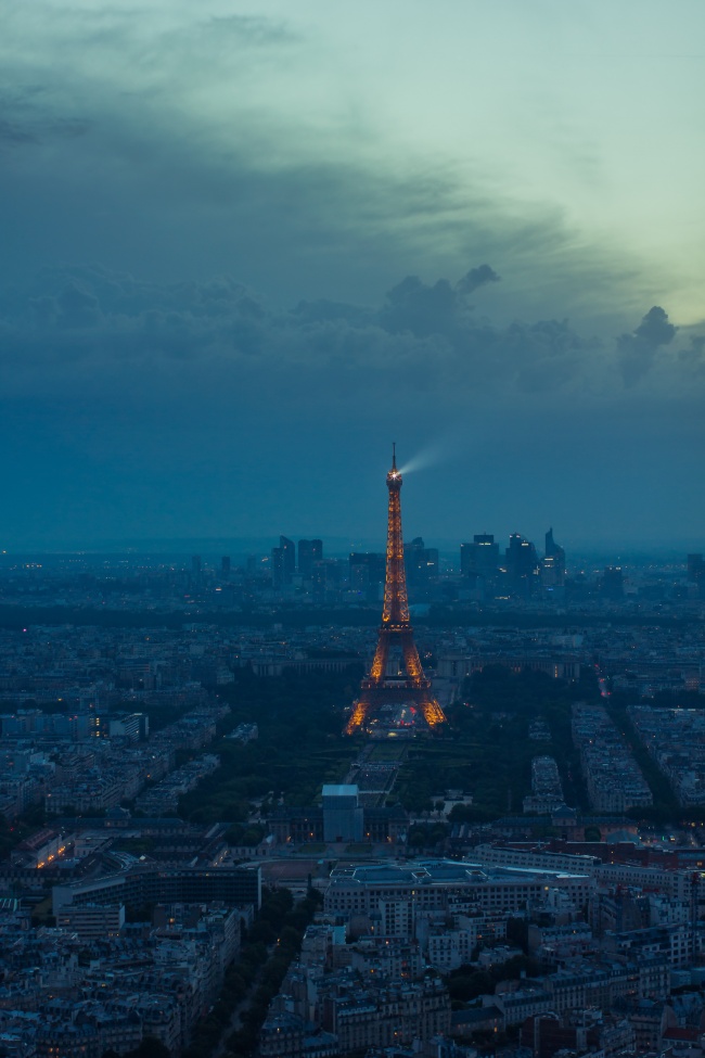 巴黎城市夜景图片