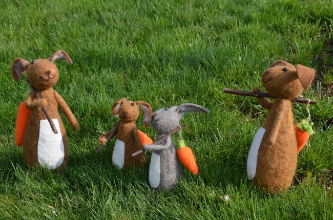 复活节玩具兔子图片