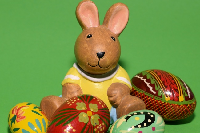 复活节陶瓷兔子图片