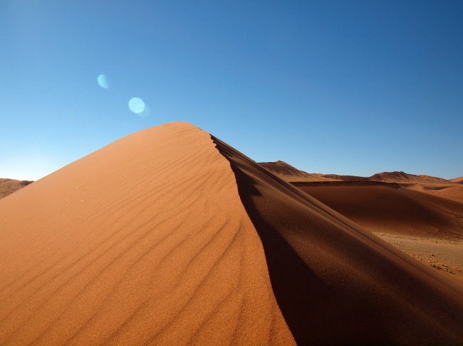 荒漠沙丘风景图片
