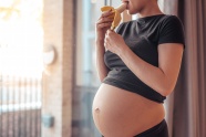 怀孕孕妇肚子特写图片