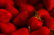 新鲜红色草莓水果图片