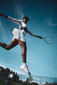 欧美美女网球运动图片