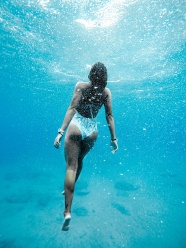 水下美女人体艺术写真摄影
