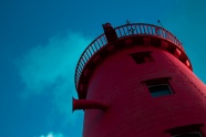 红色灯塔建筑局部图片