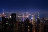 城市高楼建筑灯光夜景图片