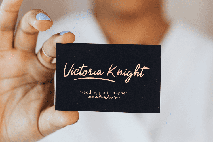 Versatile Azalea字体 9