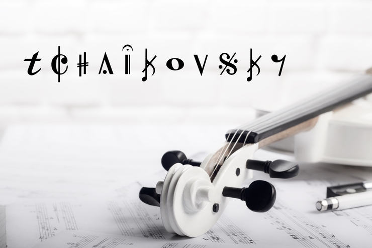 Tchaikovsky字体 3