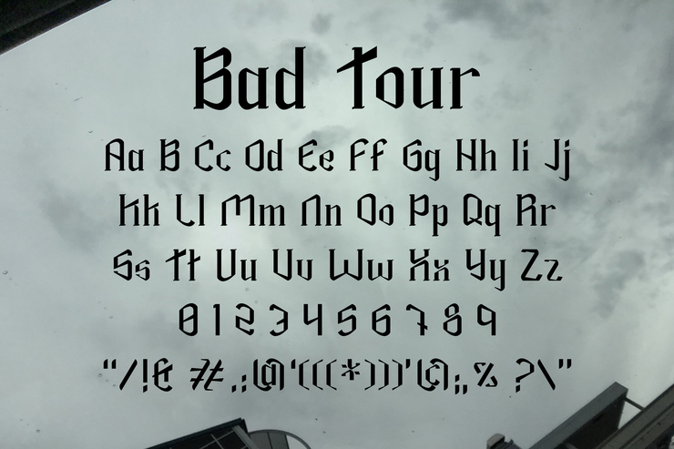 Bad Tour字体 1