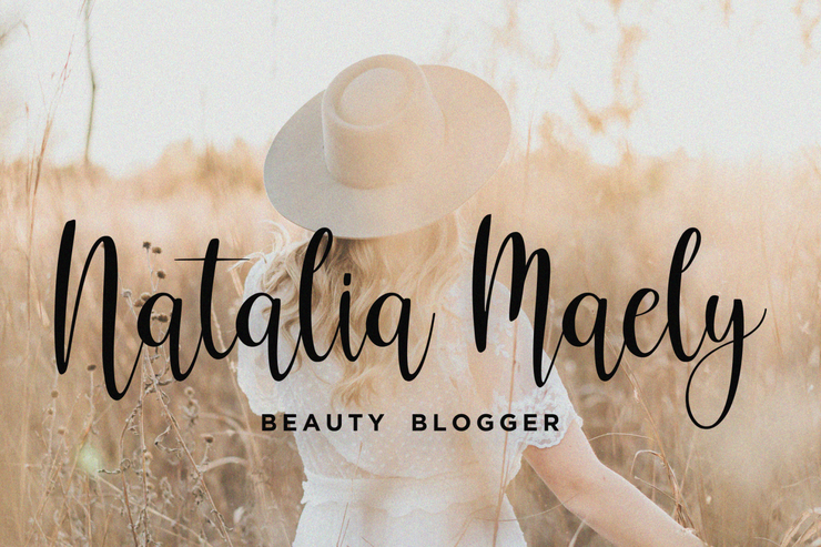 Charlotte Shine字体 10