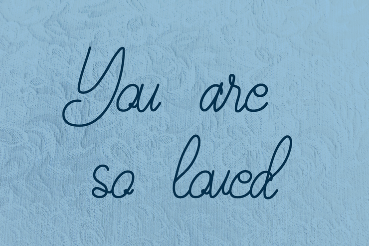 Maudy _silky _line字体 8