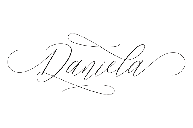 Daniela字体 1