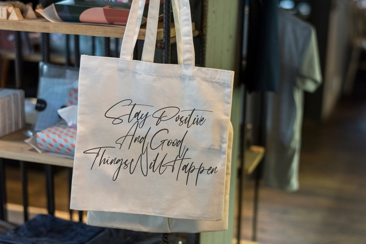 Hunthers Dwayne字体 7