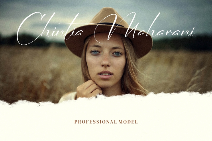 Adelinetha Charlote字体 5