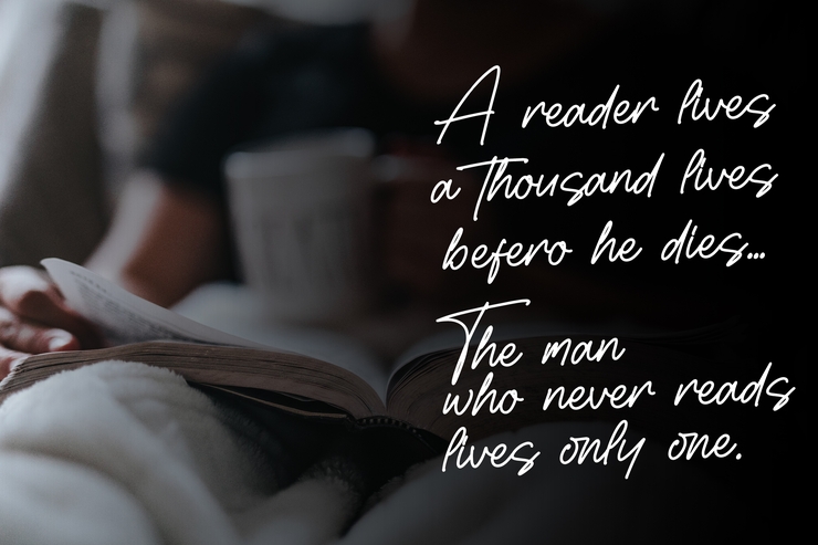 Alexandria Whitehouse字体 6