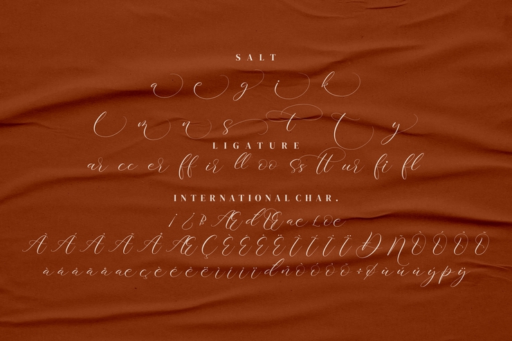 Cristine Britton字体 4