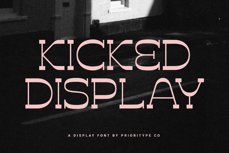 Kicked Display字体 4