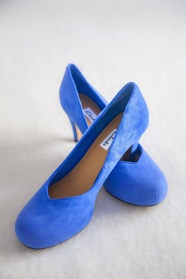 蓝色婚鞋图片
