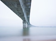 跨海大桥桥墩图片