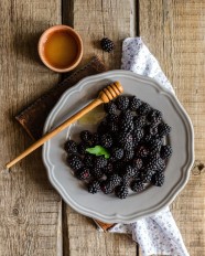 黑莓水果图片