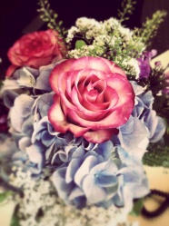 母亲节玫瑰鲜花花束图片