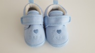 软底蓝色婴儿鞋图片 