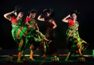 跳舞印度美女图片