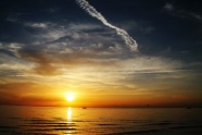 海上美丽日落摄影图片